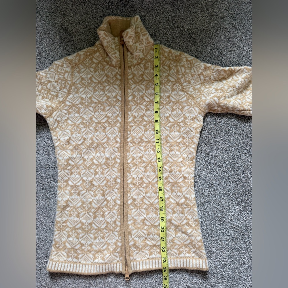 Fjallraven Snow Cardigan W in Dune Beige Yellow Size XS Wool Full Zip - Picture 15 of 16